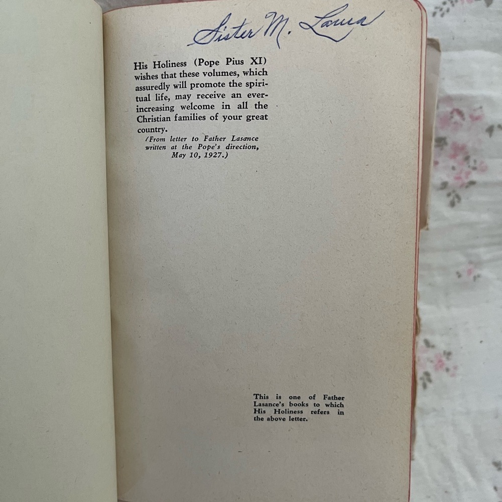 Very special sister owned Vintage Prayer Book by Father Lasance with ephemera - Picture 5 of 10